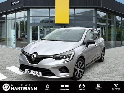 Gebraucht Renault Clio V Equilibre 67 PS (49 kW) 2023 Grau Limousine