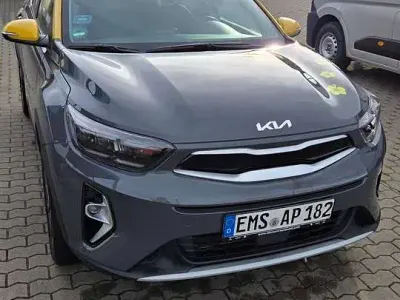 Gebraucht Kia Stonic Platinum 120 PS (88 kW) 2022 Grau SUV