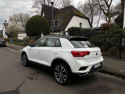 Second-hand VW T-Roc Style 116 CP (85 kW) 2018 Alb SUV