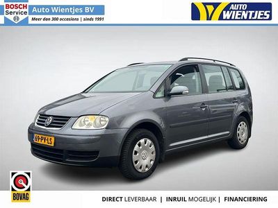 Grau Gebraucht 2005 VW Touran Van / Kleinbus | 950 € (Superpreis)