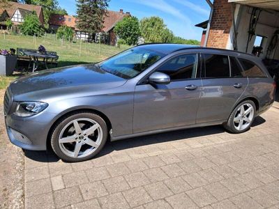 Mercedes E200