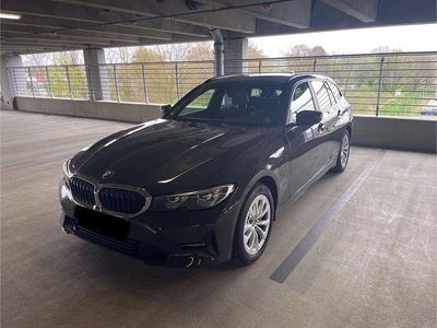 Second-hand BMW 330e Advantage 292 CP (214 kW) 2021 Gri Break
