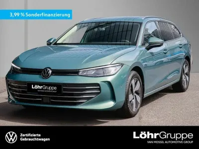 Gebraucht VW Passat Business 150 PS (110 kW) 2025 Maripositgrün metallic Kombi
