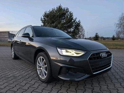 Schwarz Gebraucht 2023 Audi A4 Kombi | 27.900 € (Guter Preis)