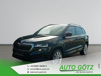 Neu Skoda Karoq Tour 150 PS (110 kW) 2025 Schwarz SUV