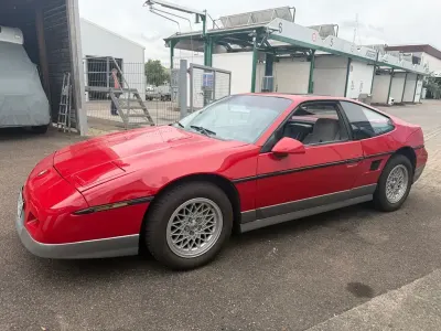 Gebraucht Pontiac Fiero 140 PS (102 kW) 1988 Rot Coupé