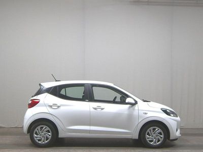 Weiss Gebraucht 2021 Hyundai i10 Kleinwagen | 9.380 € (Guter Preis)