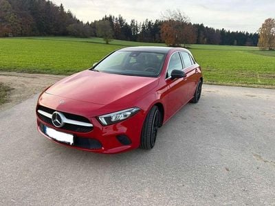 Gebraucht Mercedes A220 Progressive 190 PS (139 kW) 2019 Rot Limousine