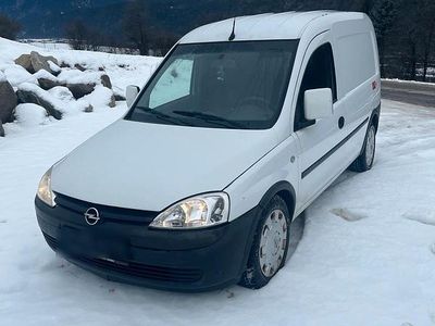 Gebraucht Opel Combo 75 PS (55 kW) 2011 Weiß Van / Kleinbus