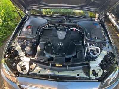 Gebraucht Mercedes E400 Exclusive 333 PS (244 kW) 2016 Grau Limousine