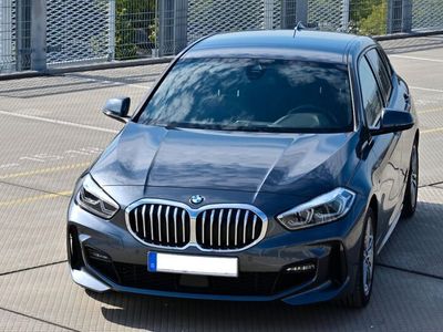 gebraucht BMW 118 i M Sport inkl. Garantie 8-fach bereift