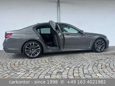 Gebraucht BMW 740 Executive 340 PS (250 kW) 2022 Berninagrau metallic Limousine