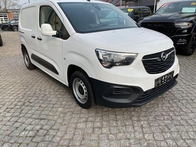 Gebraucht Opel Combo Edition 110 PS (80 kW) 2021 Weiß Van / Kleinbus