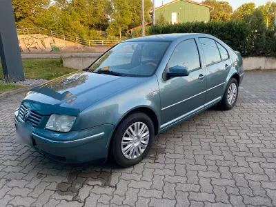 Gebraucht VW Bora 101 PS (74 kW) 2003 Grün Limousine