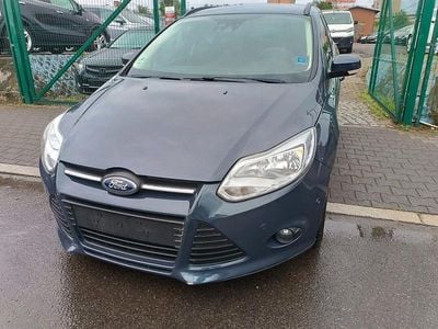 Gebraucht Ford Focus Trend 150 PS (110 kW) 2011 Grau Kombi