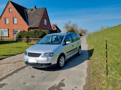 Gebraucht VW Touran 105 PS (77 kW) 2004 Silber Van / Kleinbus