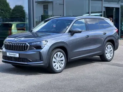 Neu Skoda Kodiaq Selection 150 PS (110 kW) 2026 Grau SUV