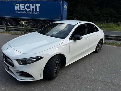 Gebraucht Mercedes A180 AMG line 136 PS (100 kW) 2021 Weiß Limousine