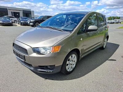 Gebraucht Mitsubishi Colt Motion 95 PS (69 kW) 2012 Brillantgrau (m) Kleinwagen