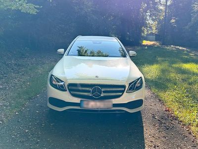 Gebraucht Mercedes E200 150 PS (110 kW) 2018 Weiß Kombi
