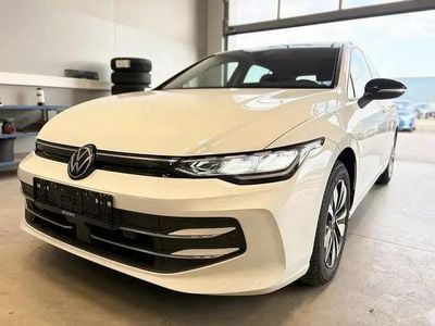 Second-hand VW Golf VIII Goal 150 CP (110 kW) 2025 Alb Berlinǎ