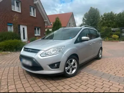 Gebraucht Ford Grand C-Max 115 PS (84 kW) 2013 Silber Van / Kleinbus