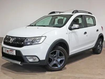 Gebraucht Dacia Sandero Stepway 90 PS (66 kW) 2018 Weiß Limousine