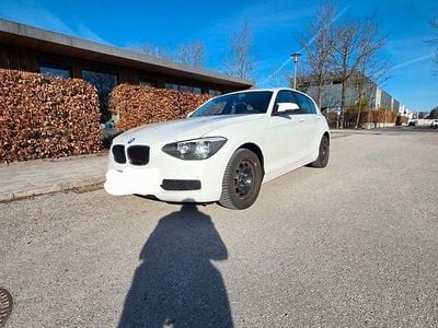 Gebraucht BMW 116 136 PS (100 kW) 2014 Schwarz Kleinwagen
