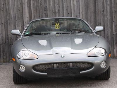 Usata Jaguar XKR S 396 CV (291 kW) 2003 Grigio Cabrio