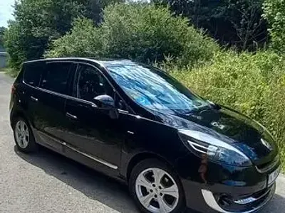 Gebraucht Renault Grand Scénic III Bose Edition 131 PS (96 kW) 2013 Schwarz Van / Kleinbus