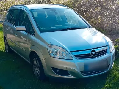 Gebraucht Opel Zafira 140 PS (102 kW) 2008 Silber Van / Kleinbus