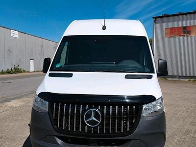 Używany Mercedes Sprinter 190 KM (139 kW) 2019 Biały Van