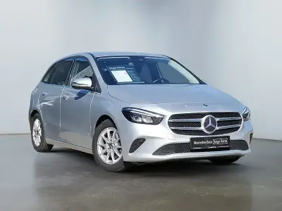 Gebraucht Mercedes B200 150 PS (110 kW) 2022 Silber Kleinwagen