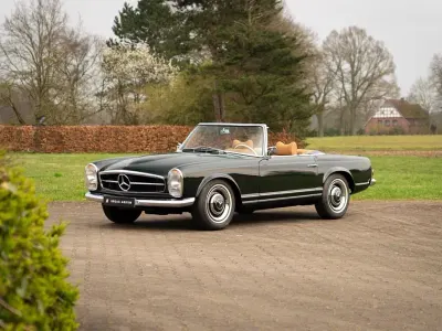 Gebraucht Mercedes 250 150 PS (110 kW) 1964 Grün Cabrio