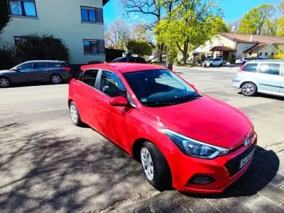 Brugt Hyundai i20 Trend 84 HK (61 kW) 2019 Rød Hatchback