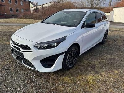 Neu Kia Ceed Sportswagon GT-Line 140 PS (102 kW) 2026 (wd) casa white s Kombi
