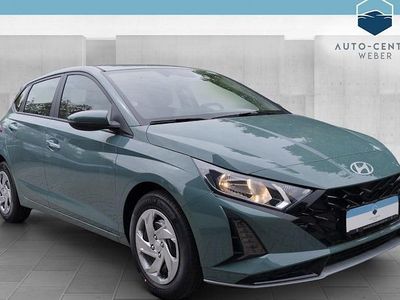 Grün Neu 2025 Hyundai i20 Select Limousine | 17.990 € (Guter Preis)