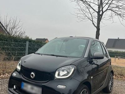 Schwarz Gebraucht 2016 Smart ForTwo Cabrio Brabus Cabrio | 13.500 € (Fairer Preis)