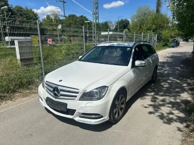 Gebraucht Mercedes C220 170 PS (125 kW) 2012 Weiß Kombi