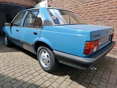Blau Gebraucht 1984 Opel Ascona Limousine | 4.900 €