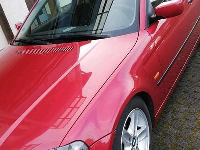 Gebraucht BMW 316 115 PS (84 kW) 2002 Rot Kleinwagen
