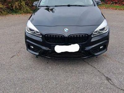 Schwarz Gebraucht 2017 BMW 216 Active Tourer Sport Line Van / Kleinbus | 6.300 € (Fairer Preis)