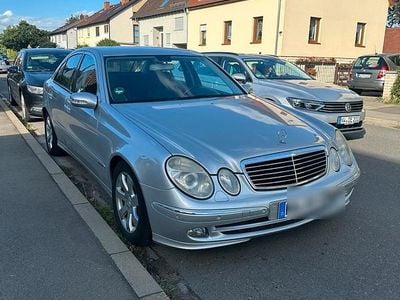 Mercedes E280