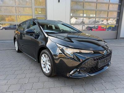 Second-hand Toyota Corolla Active 140 CP (102 kW) 2025 Negru Break