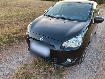 Gebraucht Mitsubishi Space Star Classic Collection Plus 80 PS (58 kW) 2015 Schwarz Kleinwagen