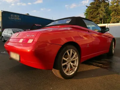 Gebraucht Alfa Romeo Giulietta 165 PS (121 kW) 2004 Rot Cabrio