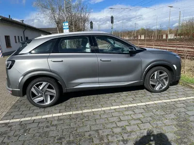 Gebraucht Hyundai Nexo 163 PS (119 kW) 2022 Grau SUV