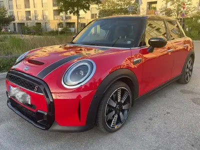 Gebraucht Mini Cooper S 178 PS (130 kW) 2022 Rot Kleinwagen
