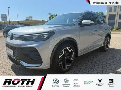 Neu VW Tiguan R-line 150 PS (110 kW) 2026 Schwarz SUV