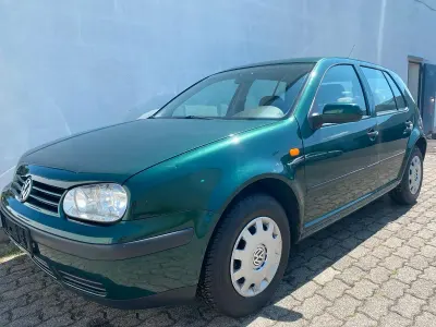 Gebraucht VW Golf III 102 PS (75 kW) 1999 Grün Limousine